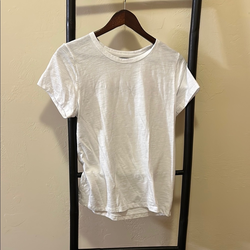 Time and Tru White Short Sleeve T-Shirt